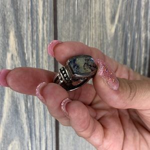 Marbled antique ring